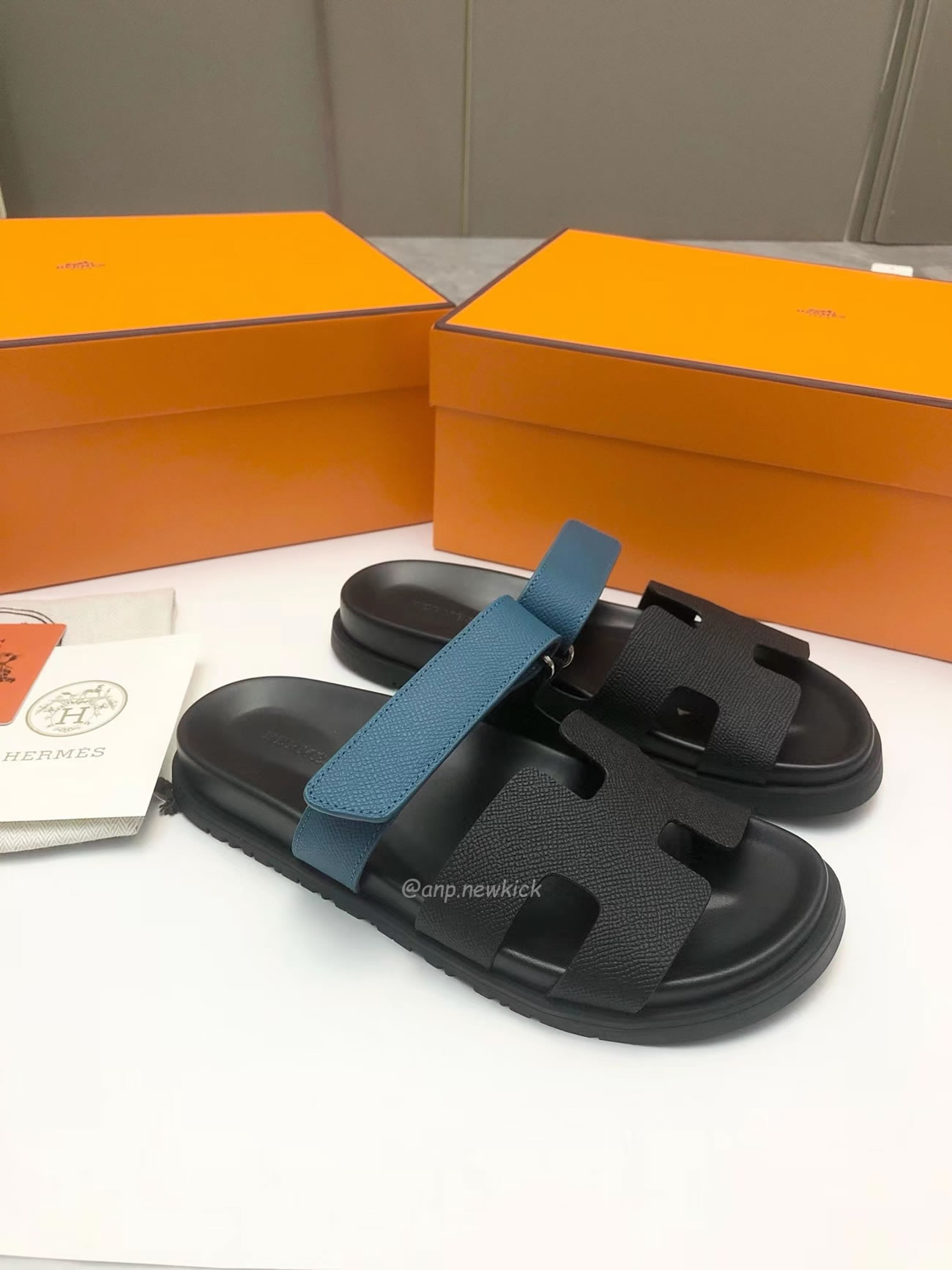 Hermes Chypre Sandal Noir Bleu Celeste (10) - newkick.app